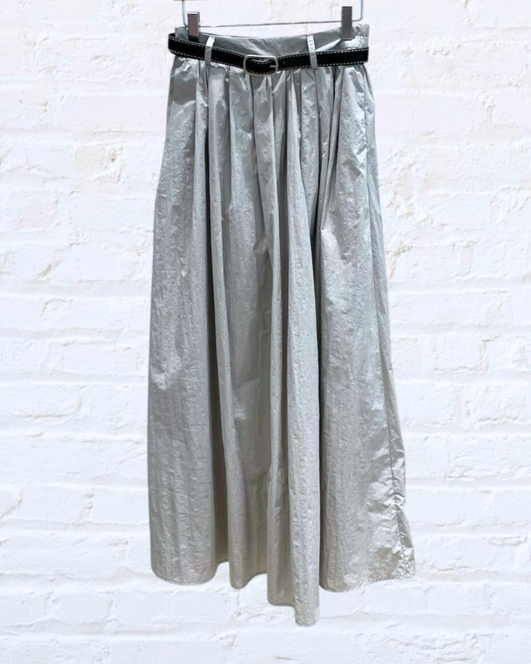 Elegant Pleated Maxi Skirt with Belt - Gray