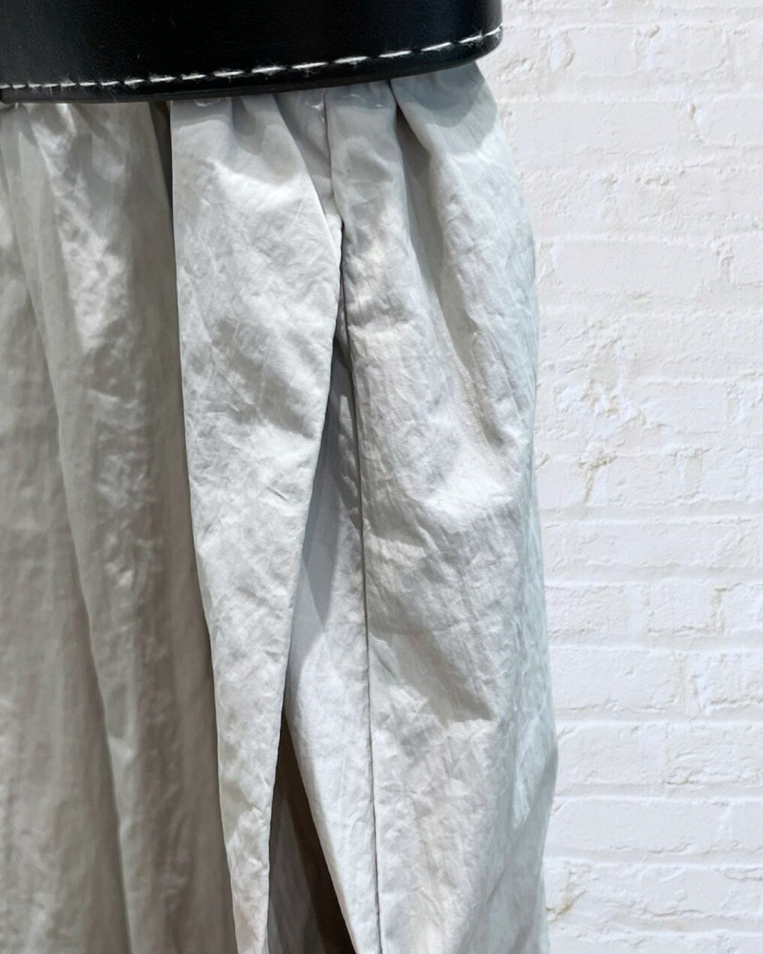 Elegant Pleated Maxi Skirt with Belt - Gray