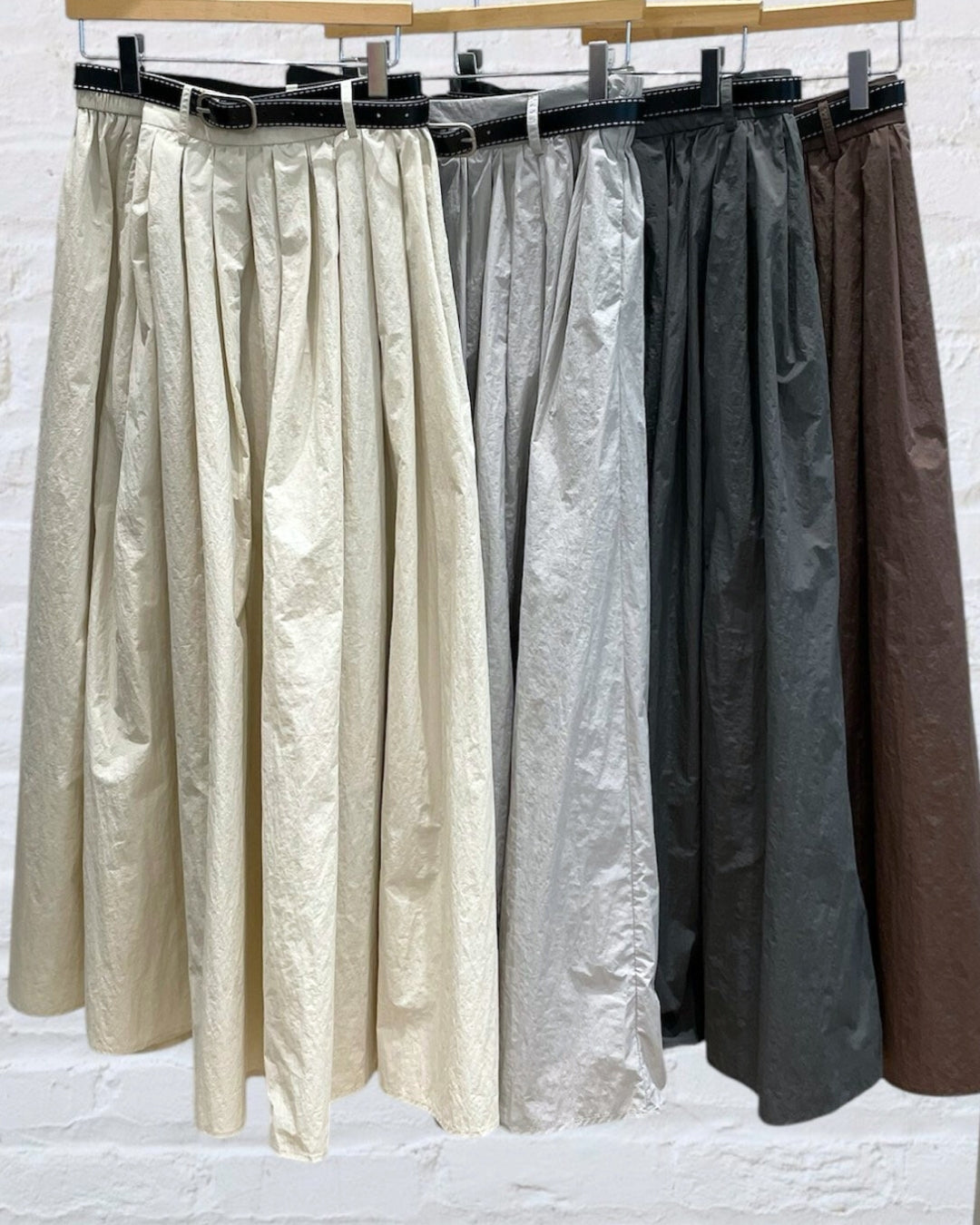 Elegant Pleated Maxi Skirt with Belt - Gray